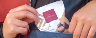 nocciole ricoperte di cioccolato domori